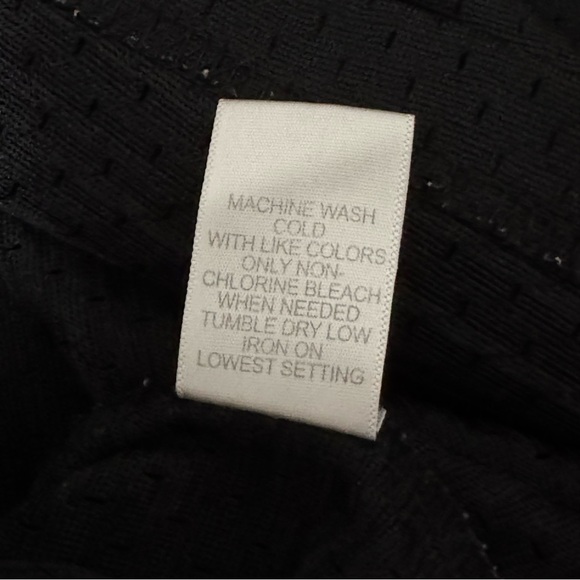 Fear of God Essentials 18ss Mesh Jersey - Picture 3 of 5